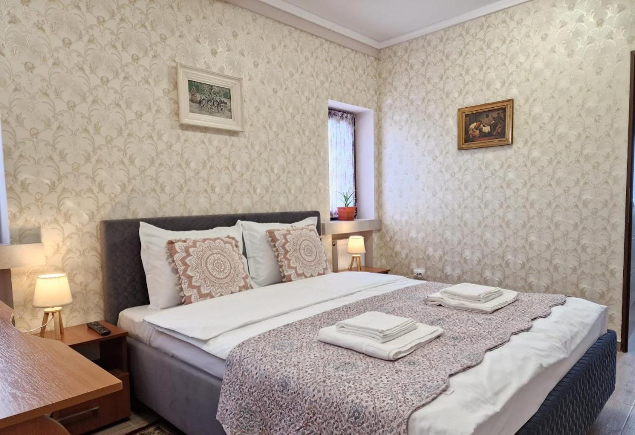 Laroka House Arty And Cosy Studio Universitate Center Букурещ Екстериор снимка