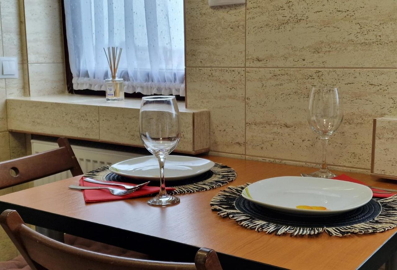Laroka House Arty And Cosy Studio Universitate Center Букурещ Екстериор снимка
