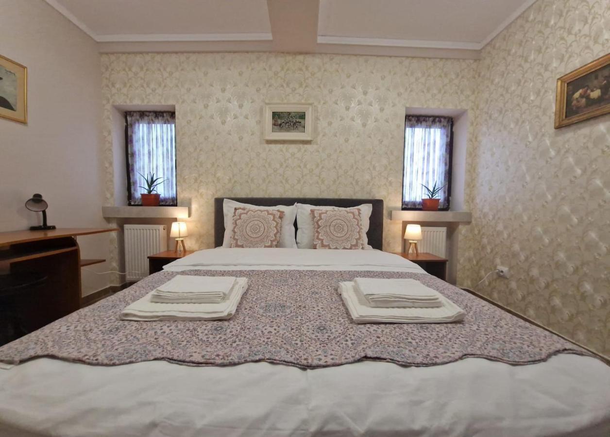 Laroka House Arty And Cosy Studio Universitate Center Букурещ Екстериор снимка