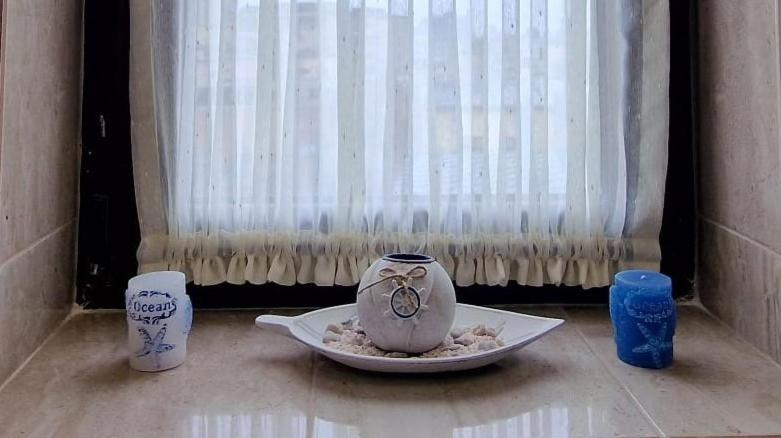 Laroka House Arty And Cosy Studio Universitate Center Букурещ Екстериор снимка
