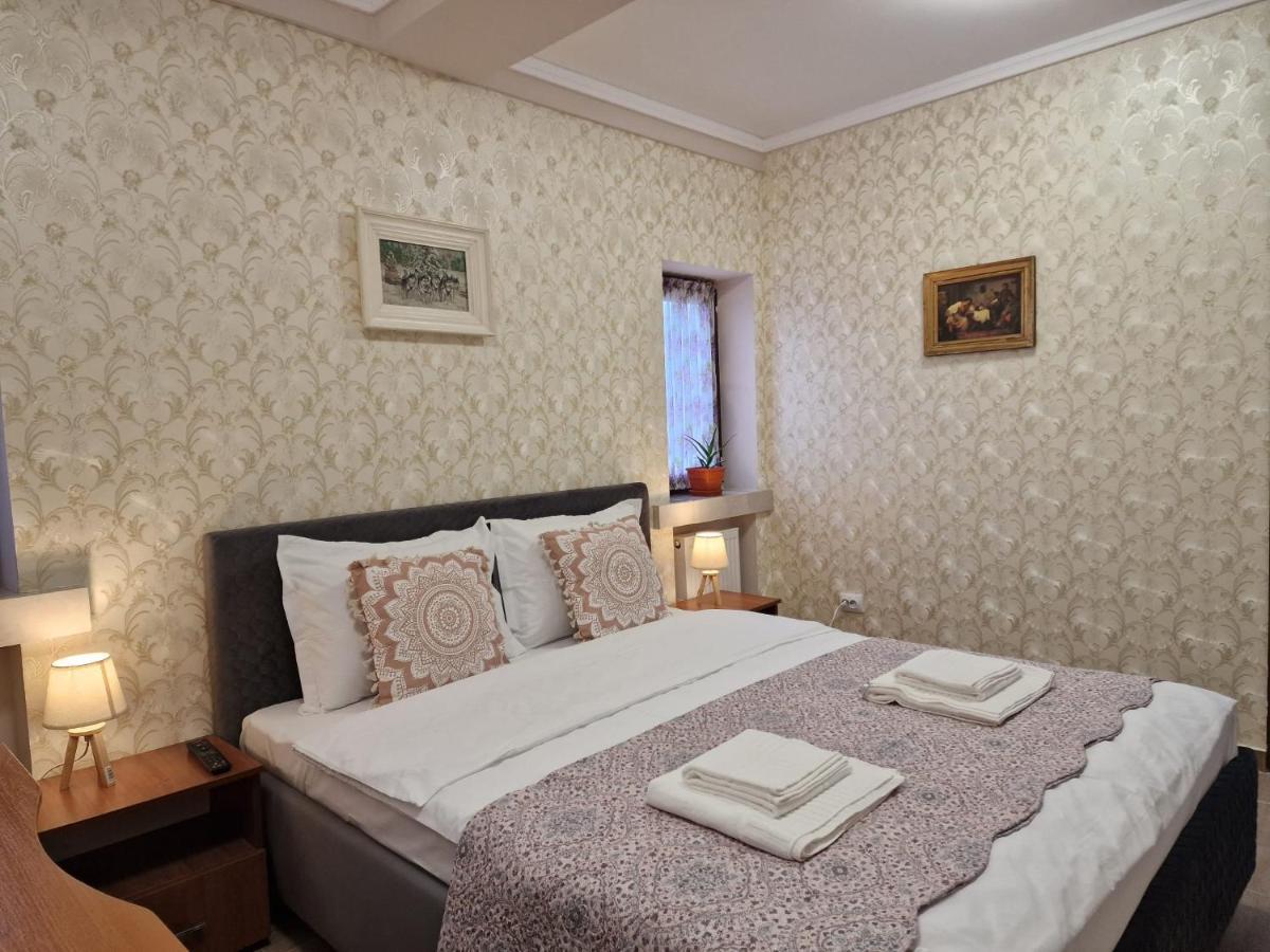 Laroka House Arty And Cosy Studio Universitate Center Букурещ Екстериор снимка