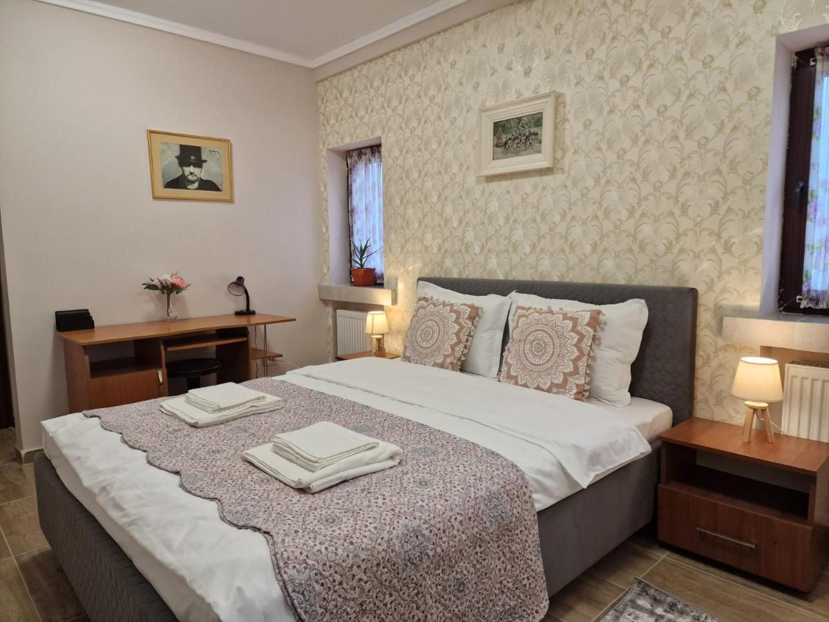 Laroka House Arty And Cosy Studio Universitate Center Букурещ Екстериор снимка